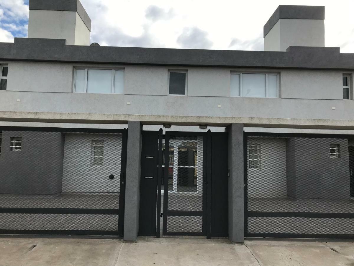 Platinum Apart Viedma Ngoại thất bức ảnh